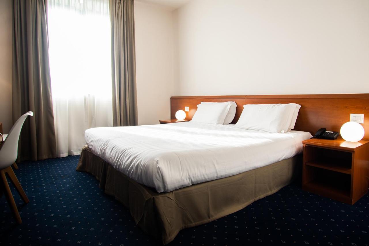 Hotel Glis San Mauro Torinese Εξωτερικό φωτογραφία